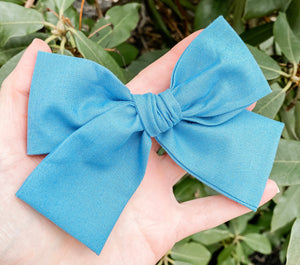 Delft Blue PETITE Hand Tied Bow